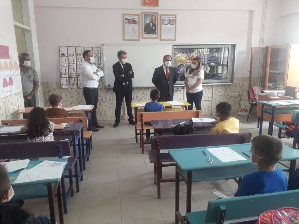 Konya'nın ilçelerinde yüz yüze eğitim dersleri başladı