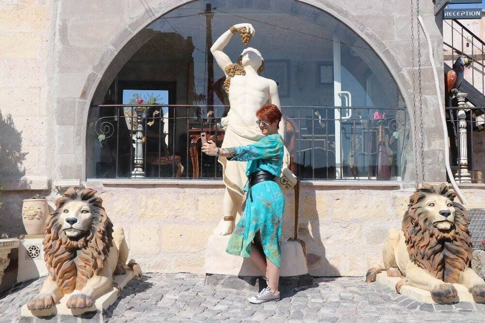 Bu otele gelen selfie çekmeden gitmiyor