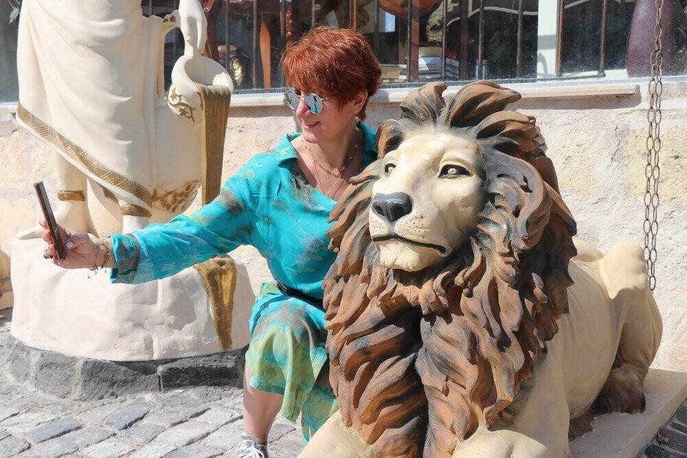 Bu otele gelen selfie çekmeden gitmiyor
