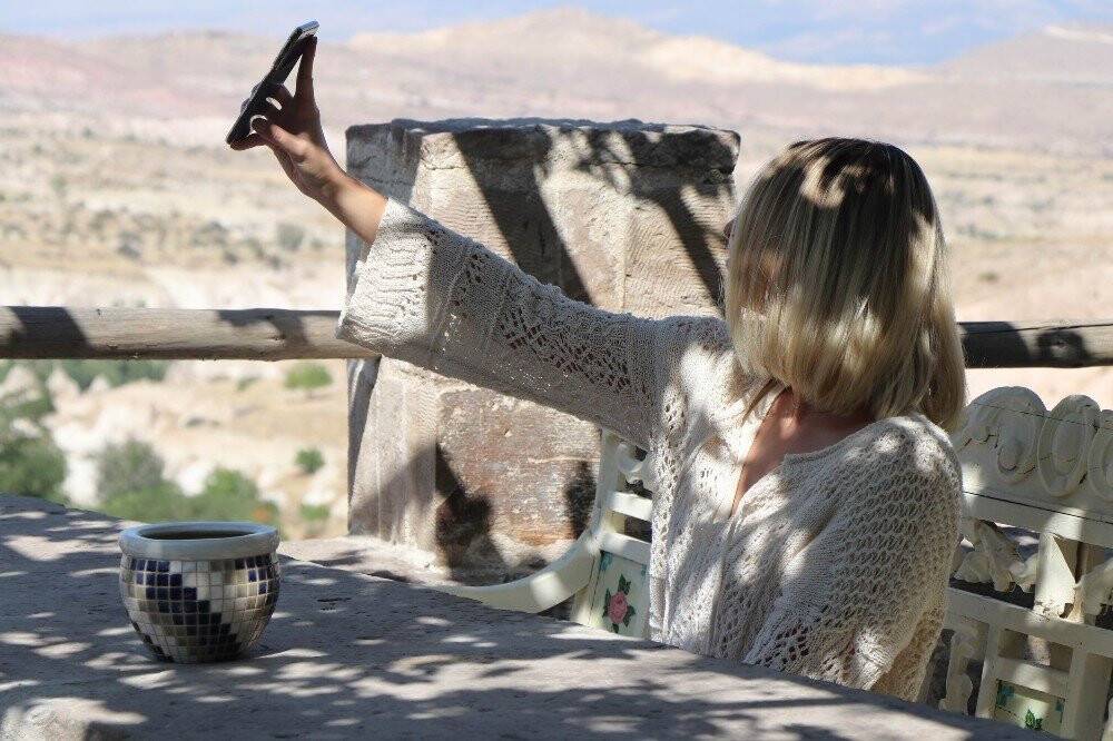 Bu otele gelen selfie çekmeden gitmiyor