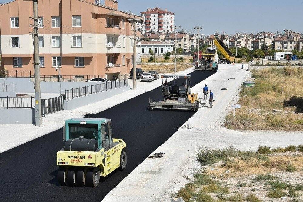 Selçuklu'da asfalt çalışmaları ile fiziki görünüm değişiyor