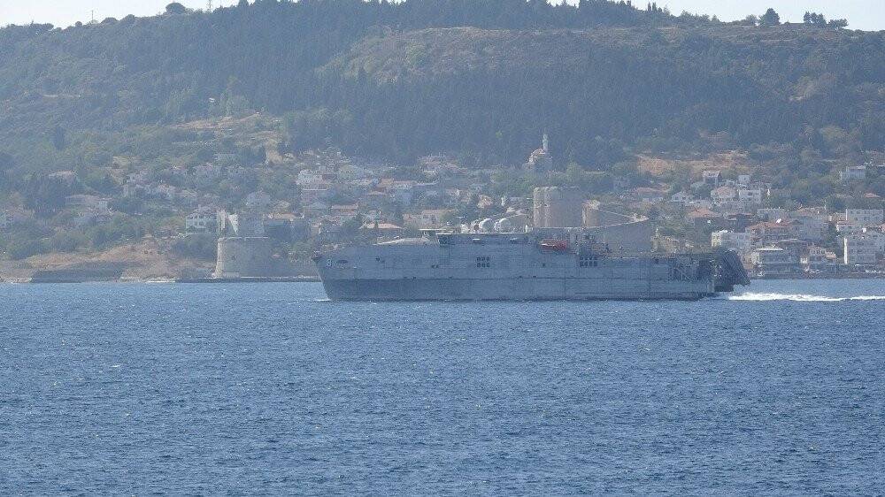 ABD savaş gemisi Akdeniz’e geçiyor