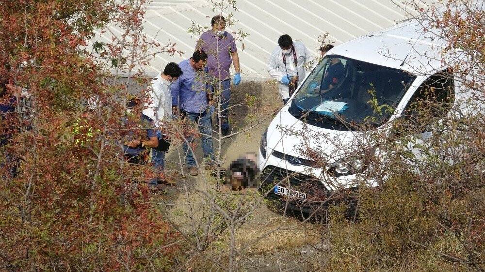 Sulama kanalına sürüklenen kadın cesedi bulundu