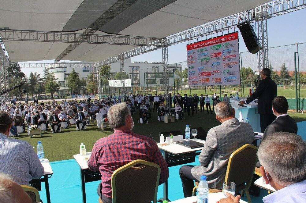 Recep Konuk: Türk Çiftçisi İşini Yaptı, Tarlayı Boş Bırakmadı