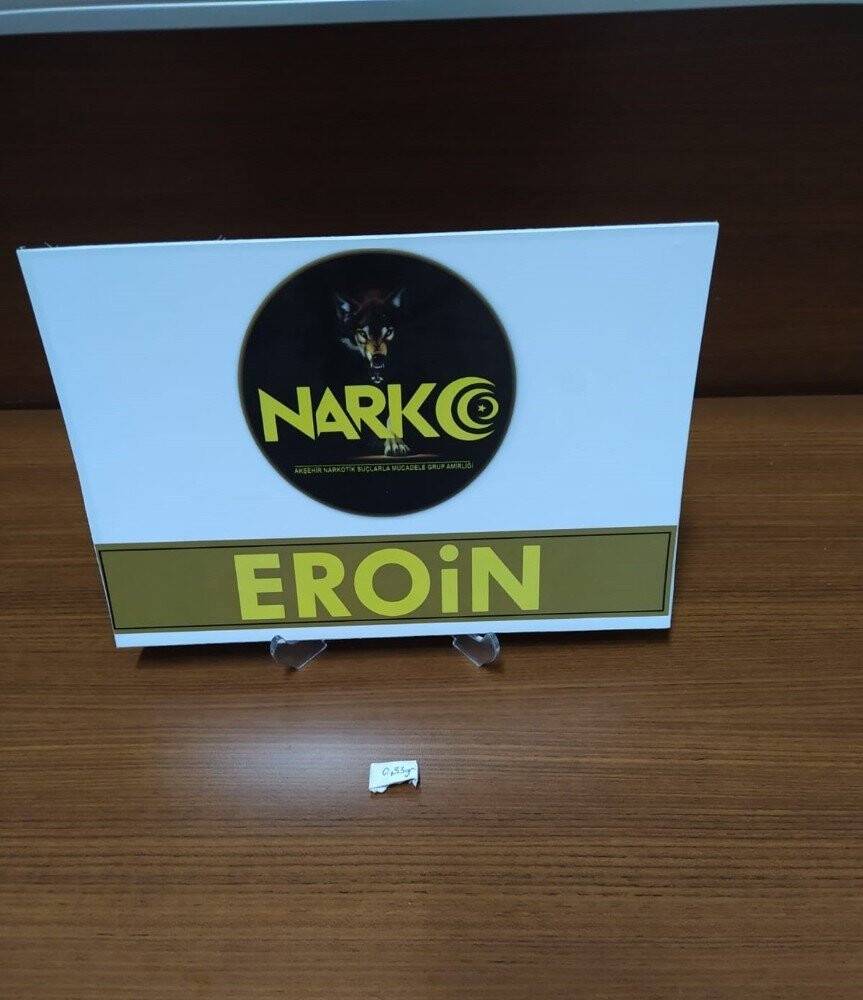 Konya'da şüpheli şahısın üzerinden eroin çıktı