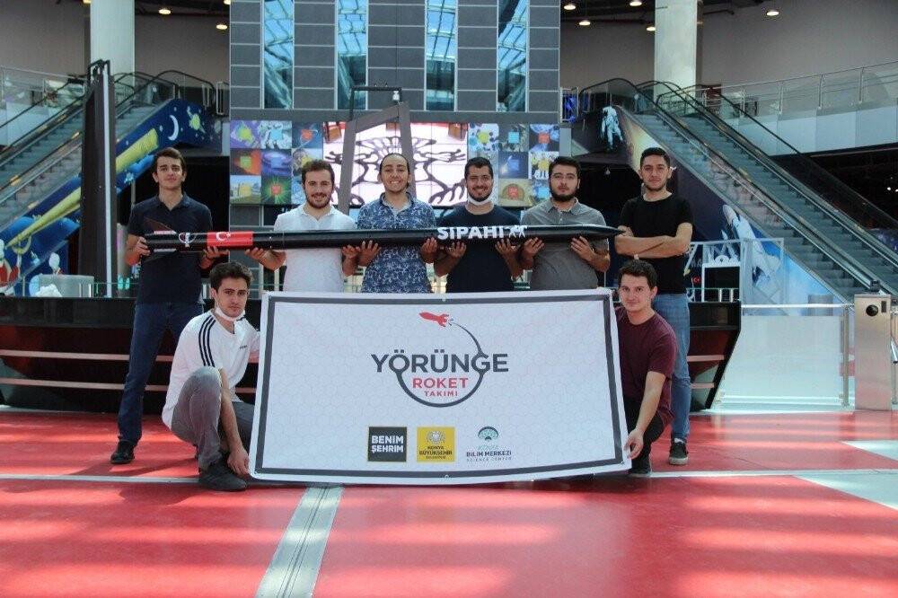 Konya Büyükşehir Belediye Başkanı Altay, TEKNOFEST’te dereceye giren Konya takımlarını kutladı