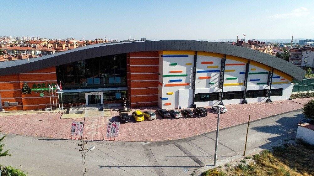 Meram Belediyesi Spor Tesislerinde kış kayıtları başladı