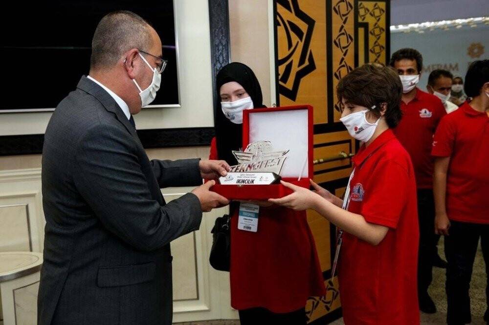 Başkan Kavuş TEKNOFEST şampiyonlarını ağırladı
