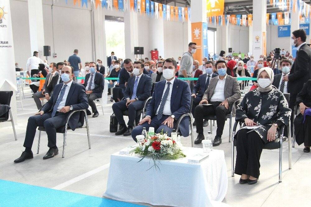 Bakan Kurum: 19 yıl boyunca; birçok kez dikenli yollardan geçtik