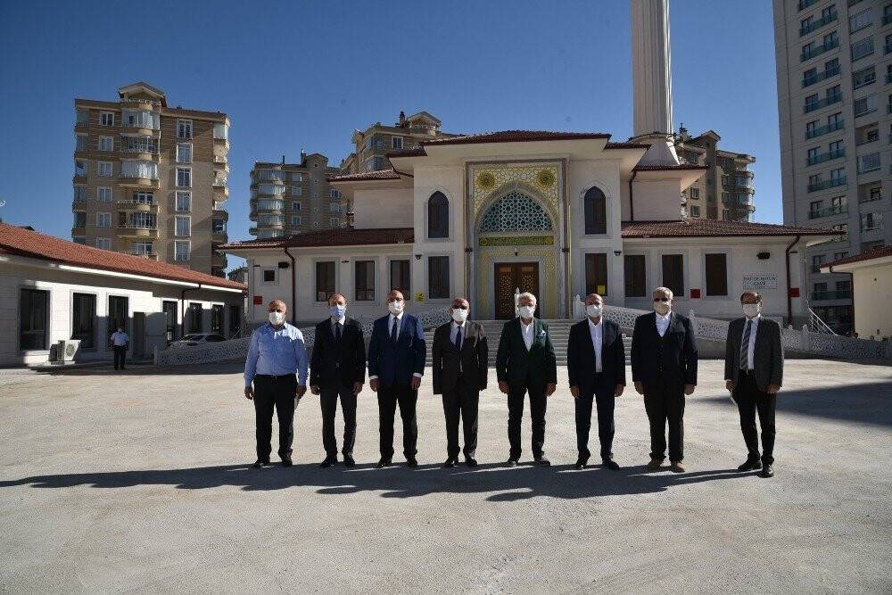 Başkan Pekyatırmacı: 'Mahallelerimize değer katacak tesisler yapıyoruz'