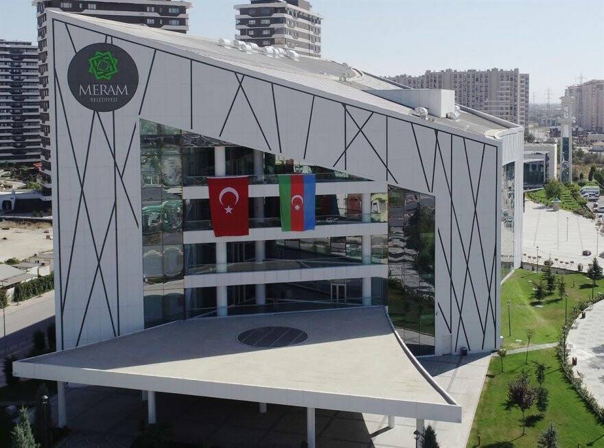 bayrak.jpg
