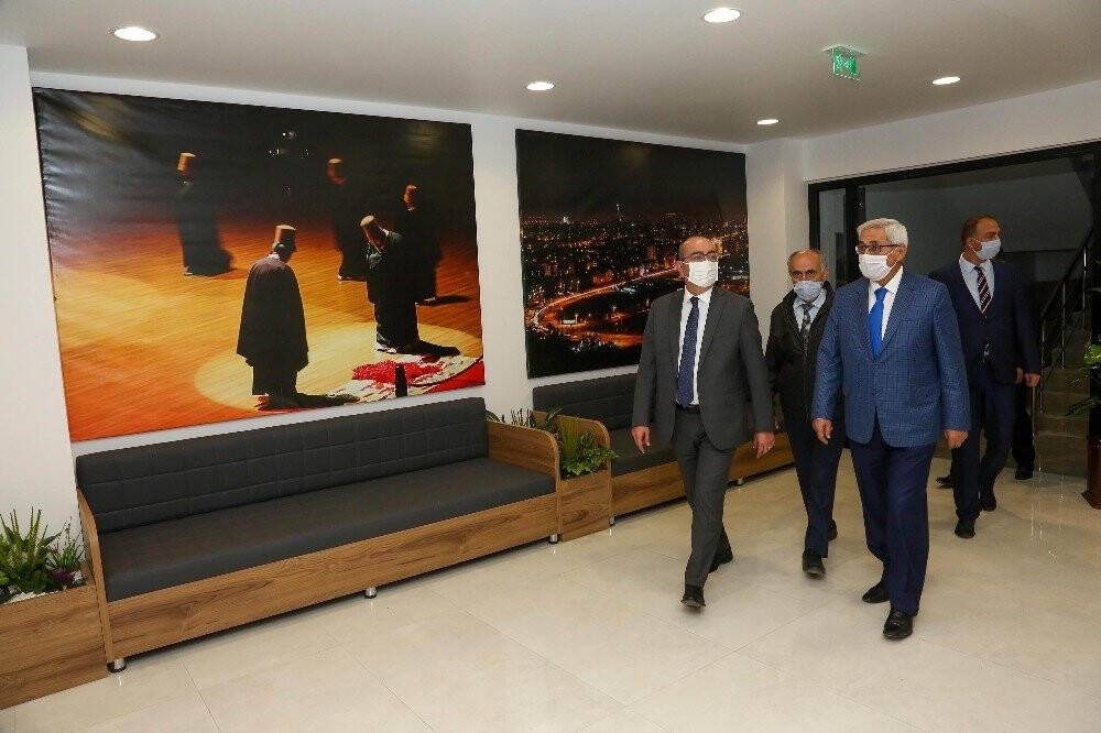 Meram İlçe Halk kütüphanesi, çocuklara ve gençlere özel konseptleriyle hizmete açılıyor
