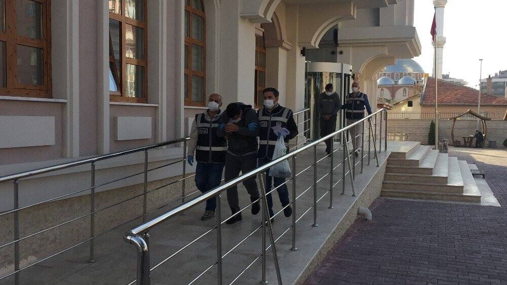 20 bin lira dolandıran tırnakçılar Konya'da tutuklandı