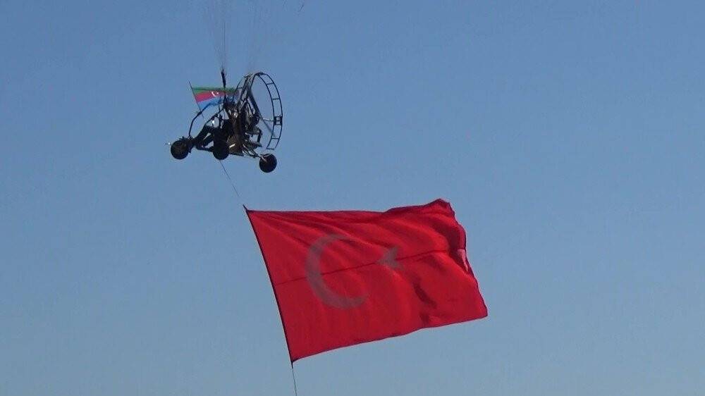 Azerbaycan’a gökyüzünde destek