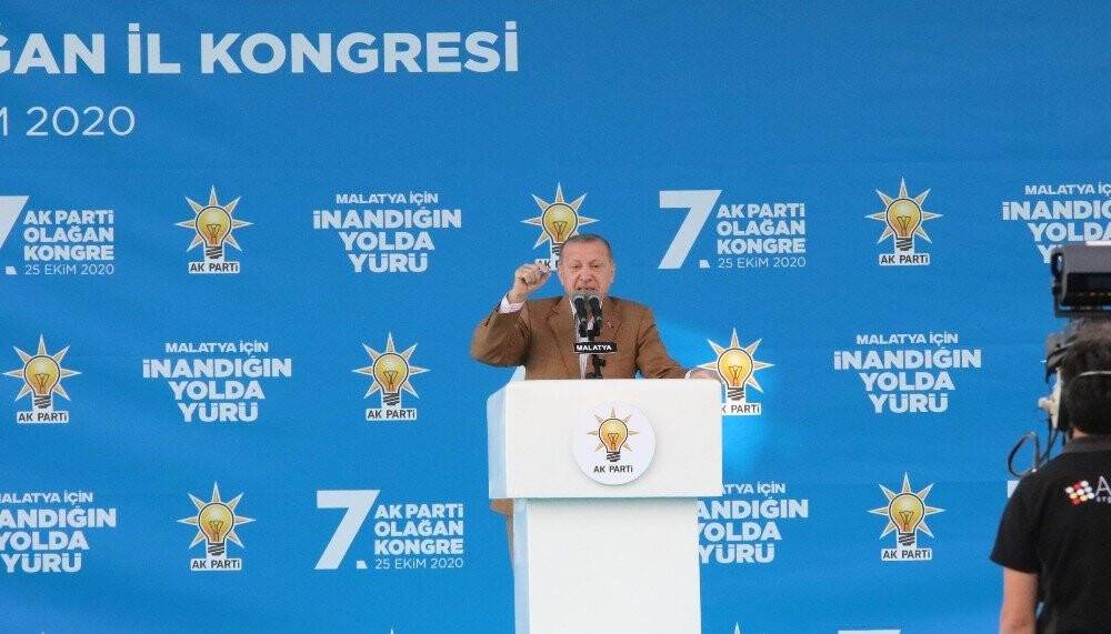 Erdoğan’dan Macron ve Wilders’e sert tepki