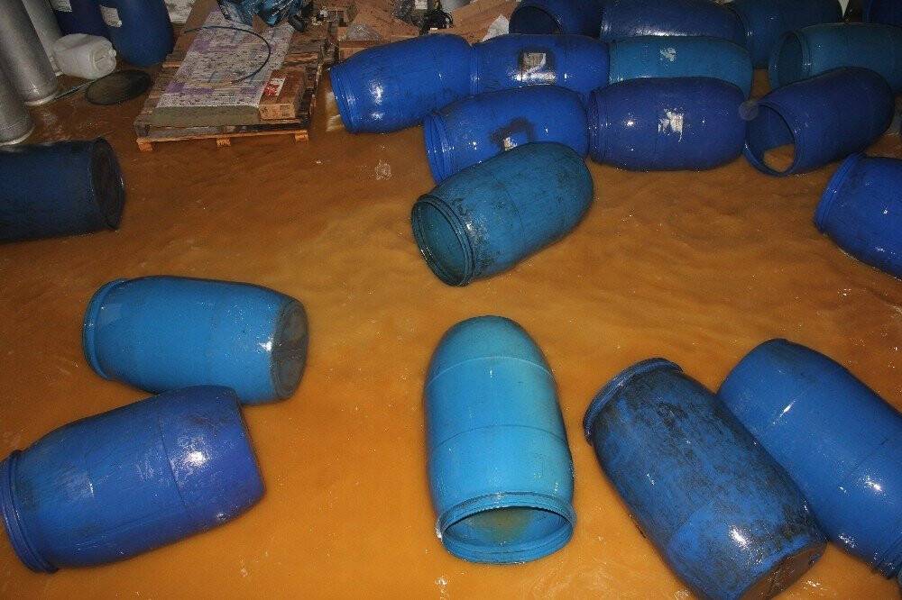 7 bin 300 litre sahte içki ele geçirildi
