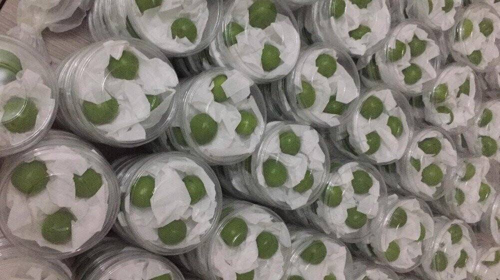 3 erik 40, kilosu 800 liraya satılıyor