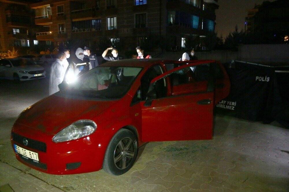 Konya'da eski nişanlısı tarafından öldürülen anne kıza en acı veda
