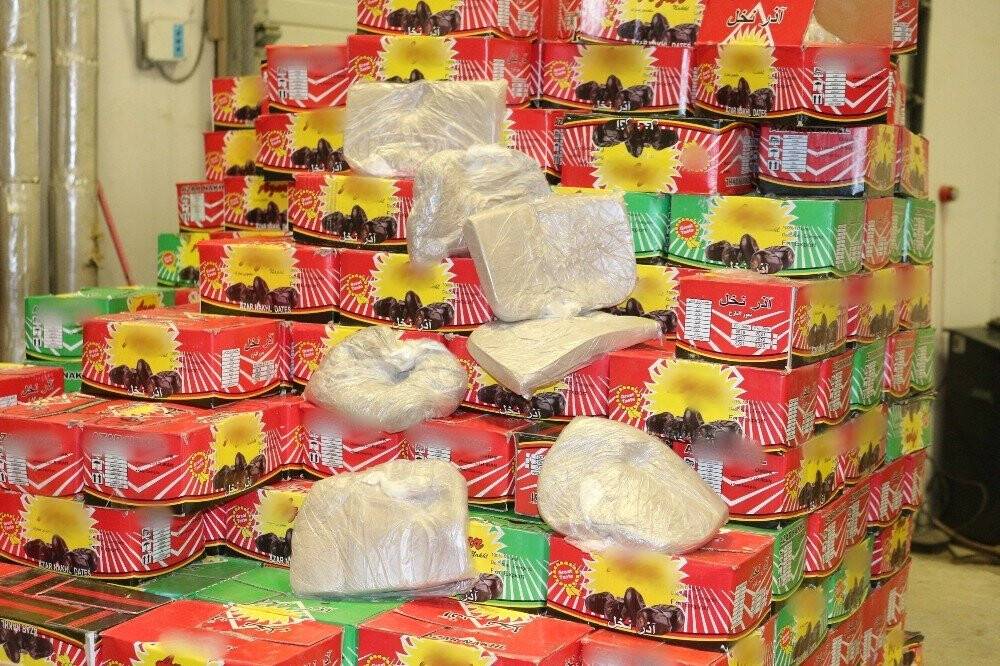 Hurma kutularında piyasa değeri 25 milyon TL olan 50 kilo eroin ele geçirildi