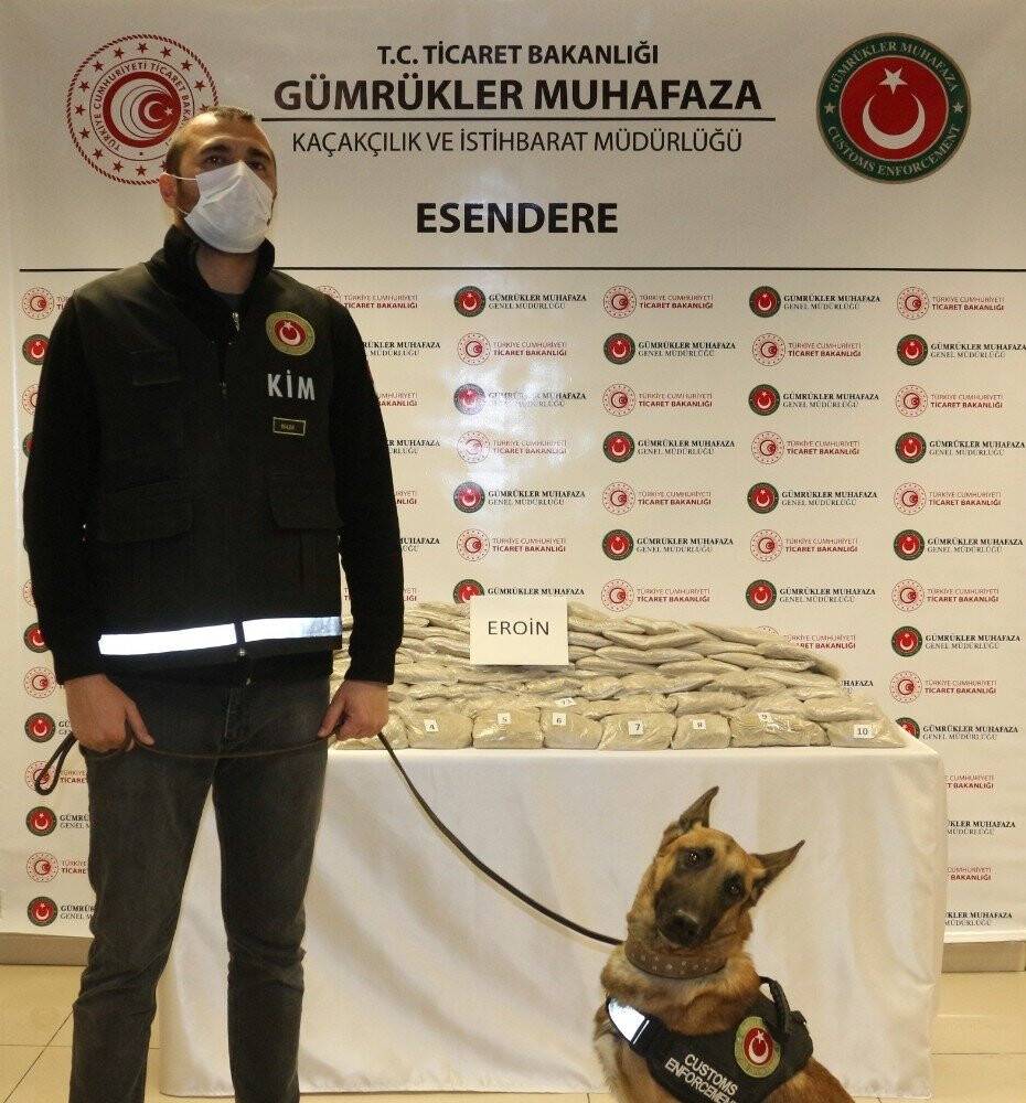 Hurma kutularında piyasa değeri 25 milyon TL olan 50 kilo eroin ele geçirildi