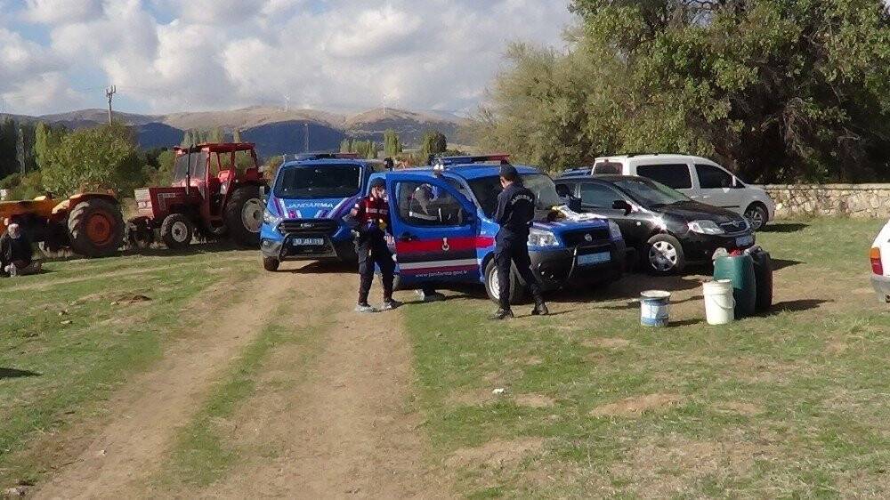 Silahlı arazi kavgasında baba ve oğlu hayatını kaybetti