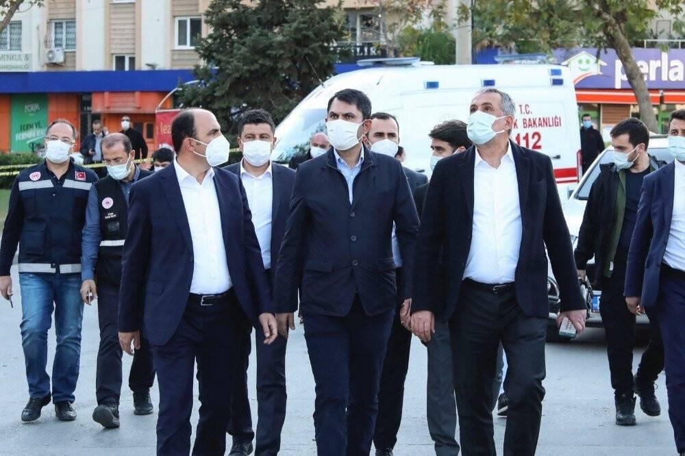 Konya Büyükşehir Belediye Başkanı Altay İzmir'de deprem bölgesinde