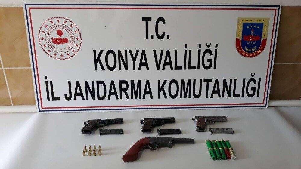 Konya'da tartıştığı babasını öldüren genç tutuklandı
