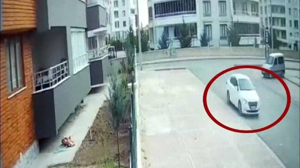 Anne ve kızının öldürüldüğü an kamerada