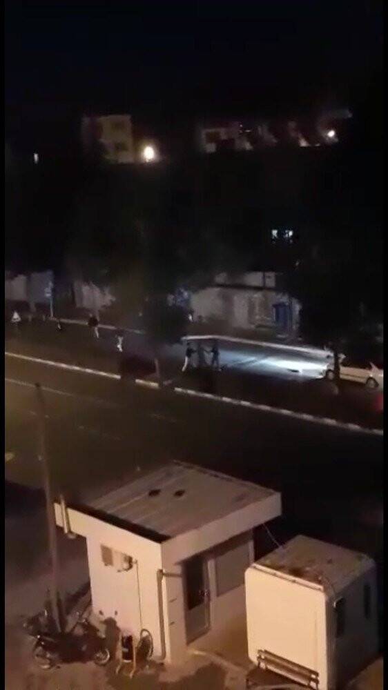 Konya’da gencin tekme tokat dövüldüğü anlar kamerada