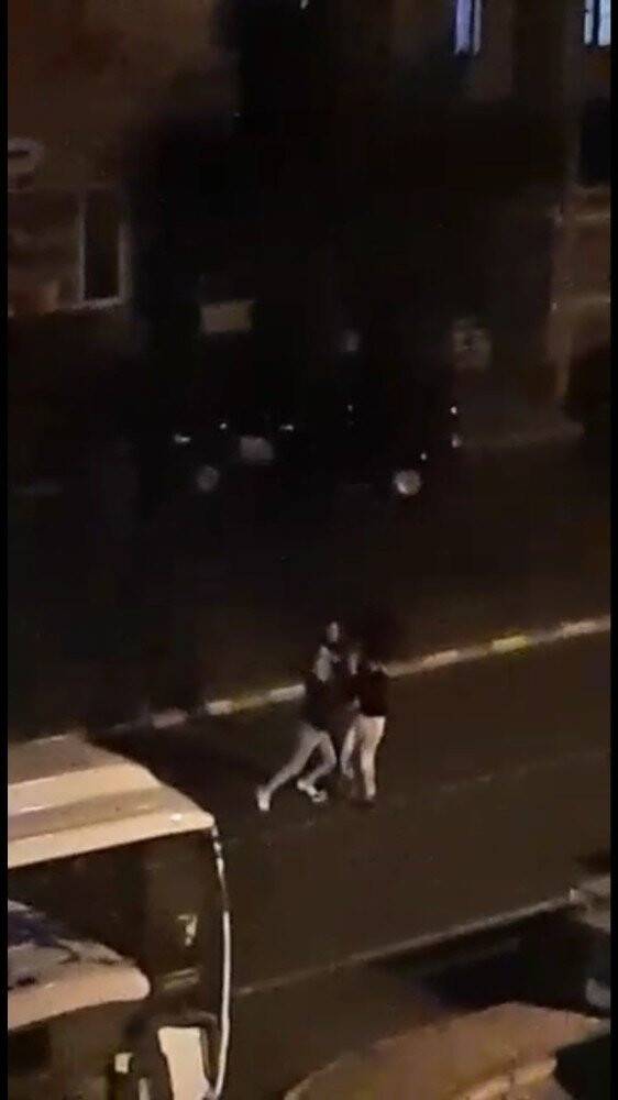 Konya’da gencin tekme tokat dövüldüğü anlar kamerada