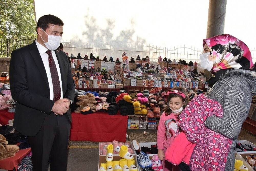Karatay'da korona denetimlerine Başkan Kılca ve Kaymakam Parlar'da katıldı