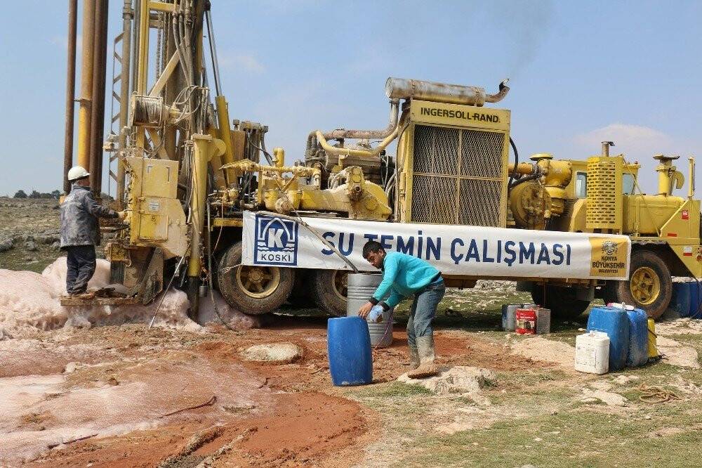 Konya Büyükşehir Belediyesi 11 ilçe'de daha su hasretini giderdi