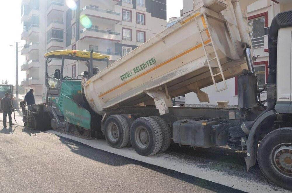 Ereğli Belediyesi asfalt çalışmalarını sürdürüyor
