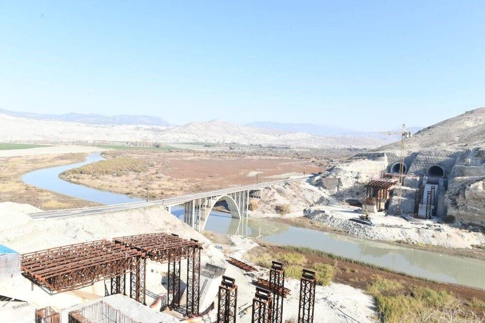 Bakan Karaismailoğlu: 'Mart ayı ile Ekim ayı arasında 5,7 milyar dolarlık yatırım yaptık'
