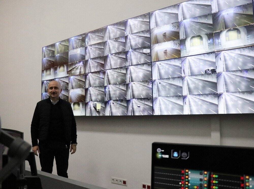 Bakan Karaismailoğlu, Kuzey Marmara Otoyolu’nu test etti
