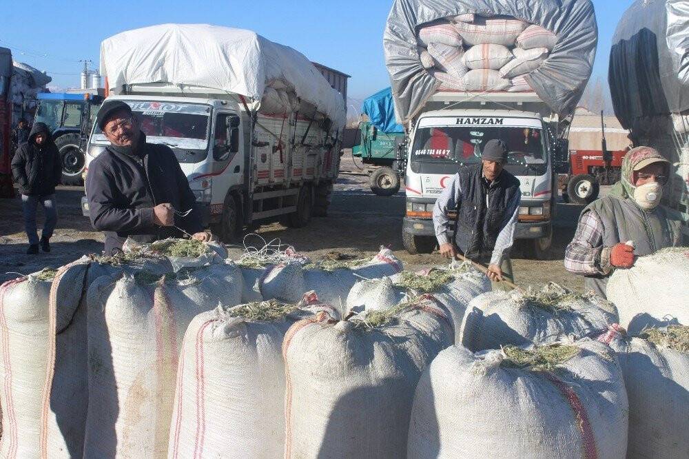 Soğuk havalar saman satışlarını düşürdü