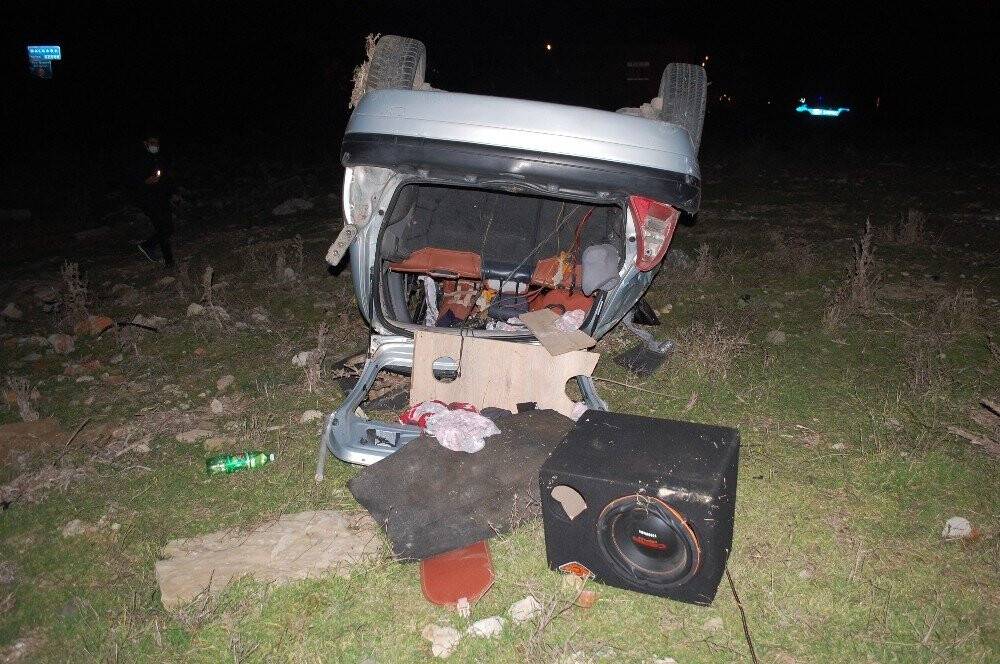 Takla atan otomobilin sürücüsü ağır yaralandı