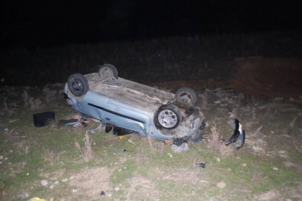 Takla atan otomobilin sürücüsü ağır yaralandı