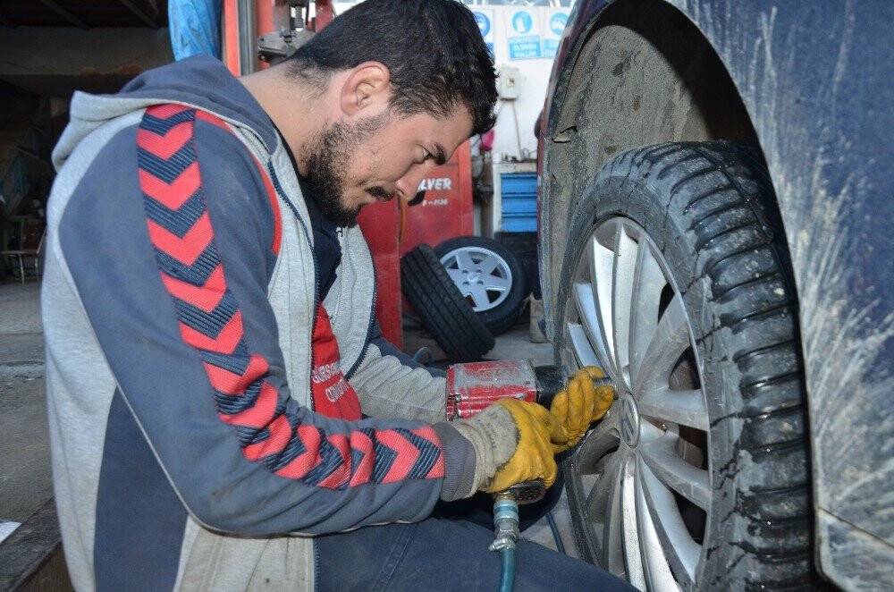 İnternet Ortamından Alınan Lastiklere Dikkat