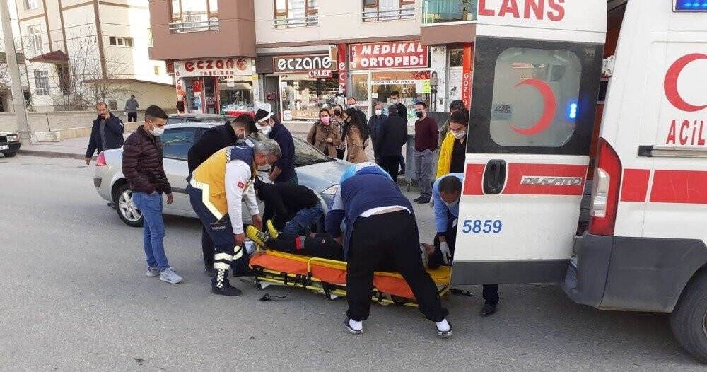 Konya'da kaza! Otomobil ile motosiklet çarpıştı: 1 yaralı