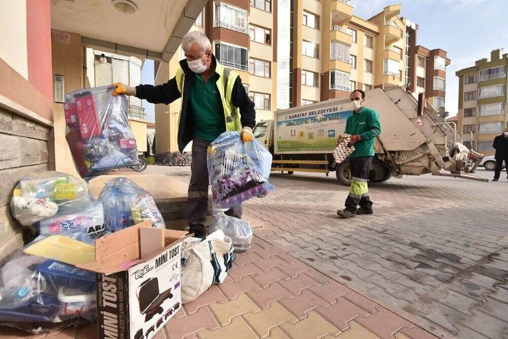 Karatay Belediyesi 'Geleceğini Çöpe Atma' projesini sürdürüyor