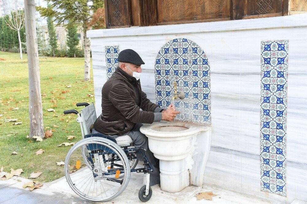 Konya'da Ecdat Bahçesi ve yaya üst geçitlerine 'Erişilebilirlik Belgesi'
