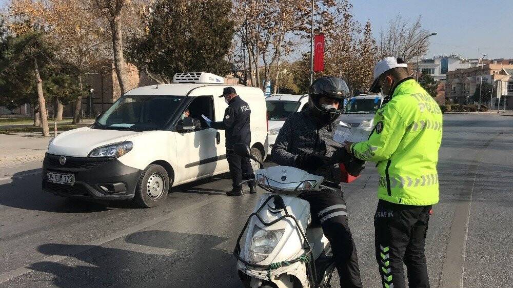 Konya’da sokak ve caddeler sokak hayvanlarına ve kuşlara kaldı