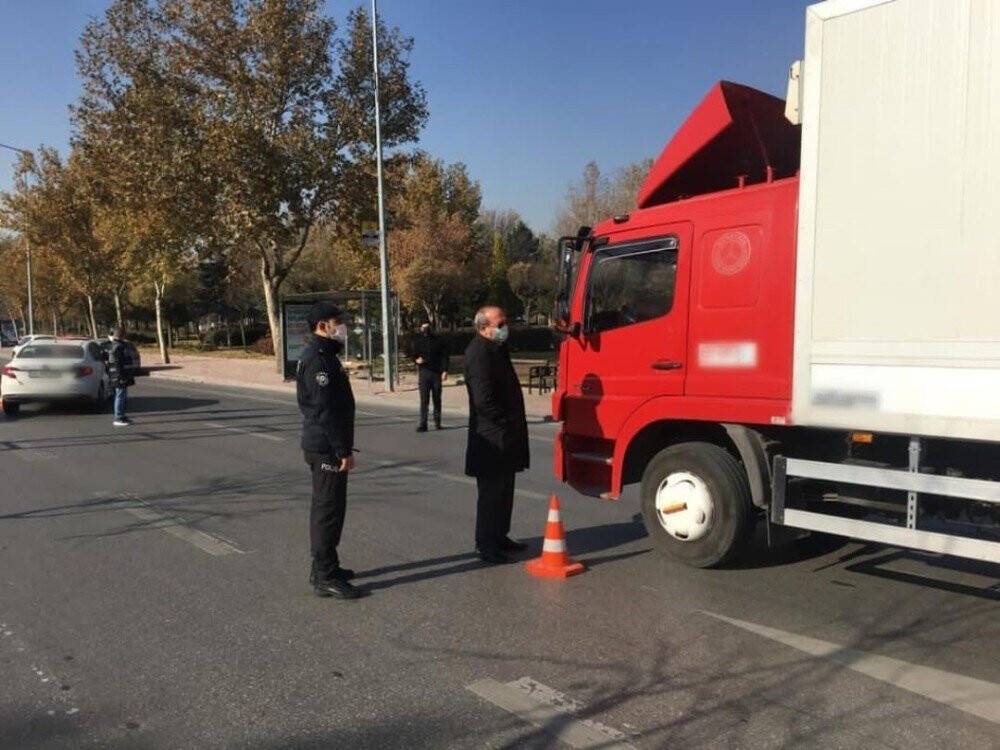 Konya Emniyet Müdürü Mustafa Aydın, uygulama noktalarını denetledi