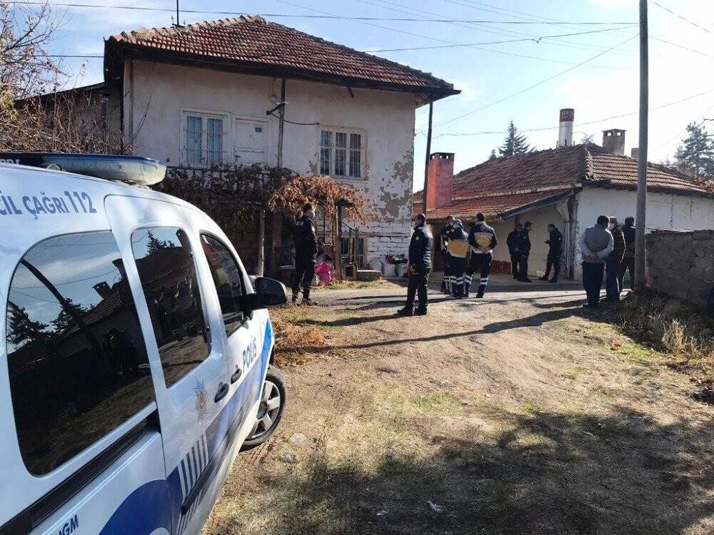 Konya'da avukat evinde ölü bulundu