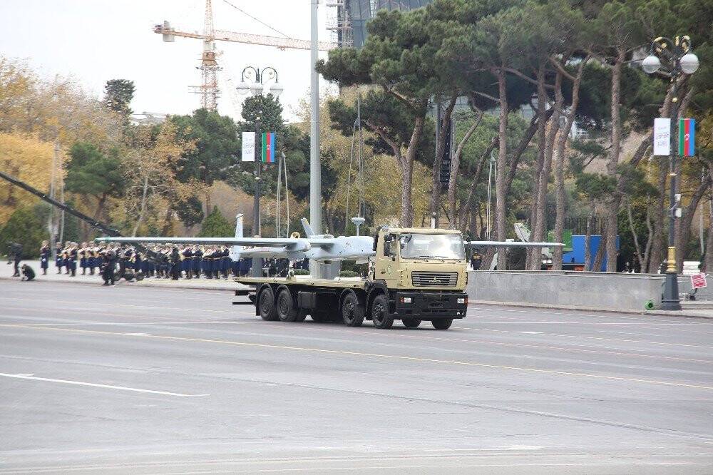 Azerbaycan, Dağlık Karabağ Zaferi’ni kutladı