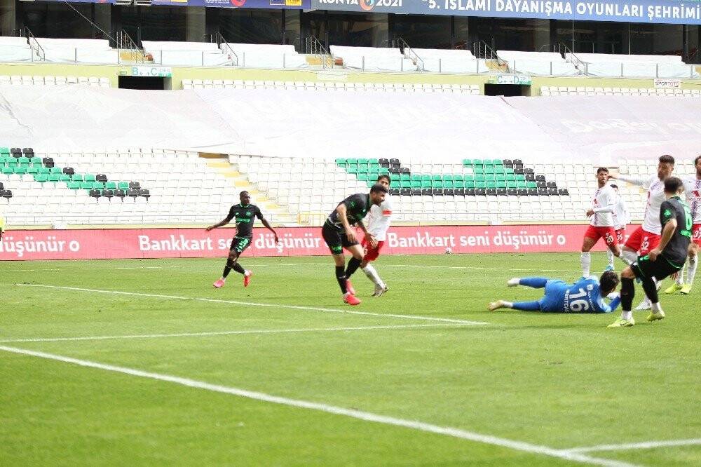 Konyaspor: 3 - Altınordu: 1