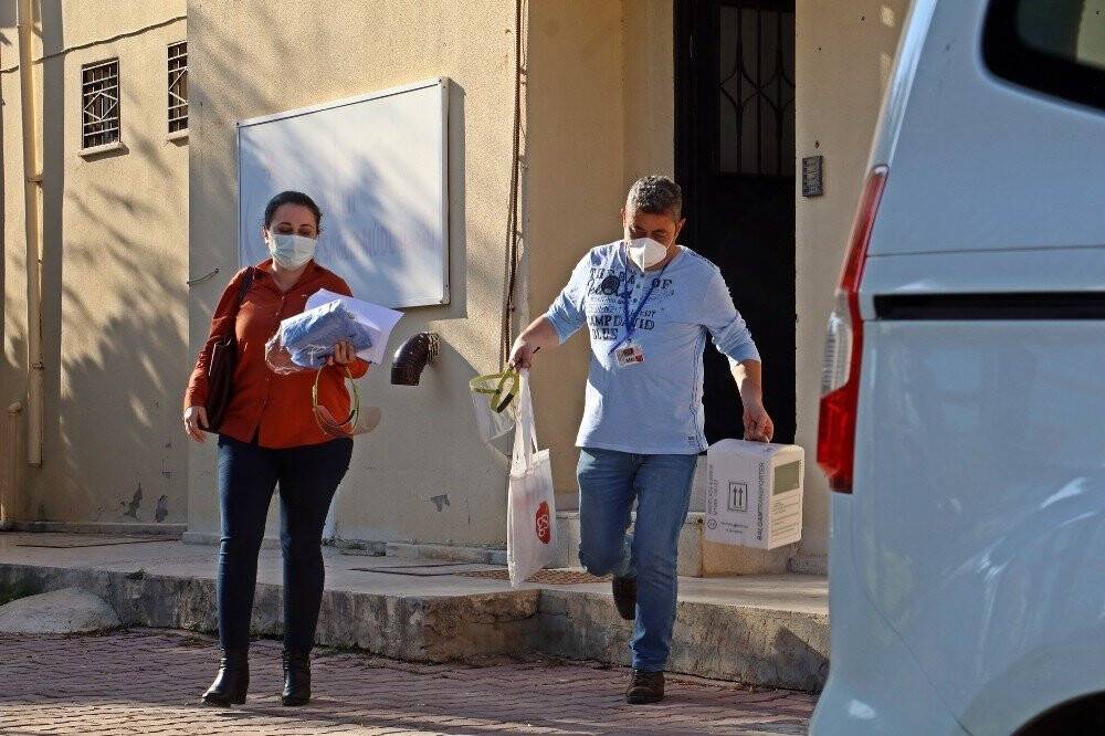 Kapı kapı dolaşıp vaka sayısını yarıya düşürdüler
