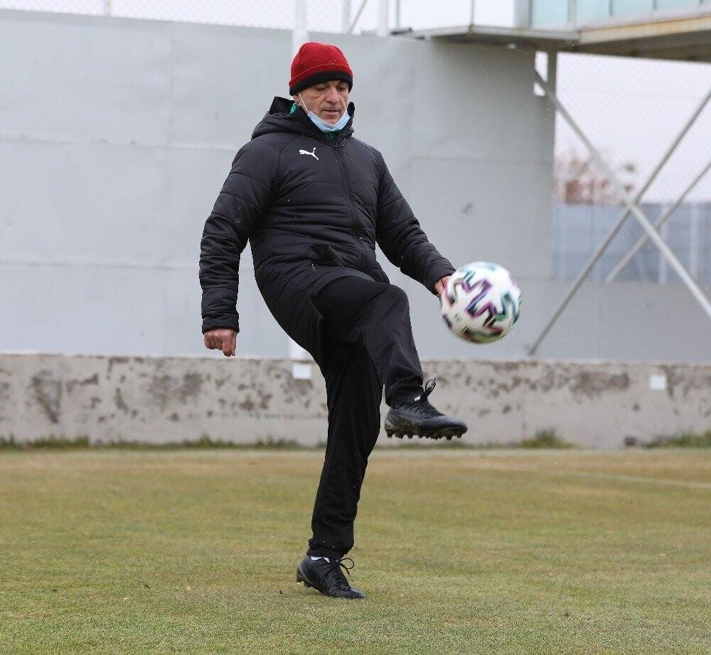 Sivasspor, Konyaspor maçına hazırlanıyor