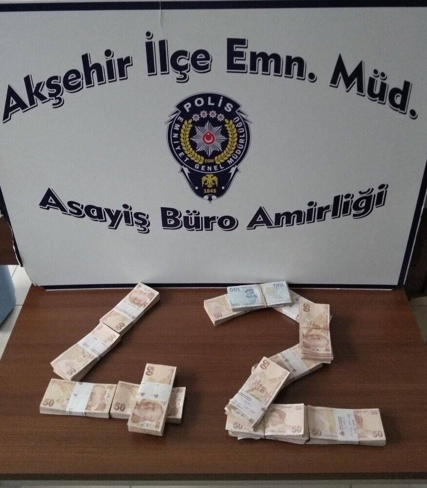 Konya’da maske dolandırıcıları polisten kaçamadı! 3 şüpheli yakalandı